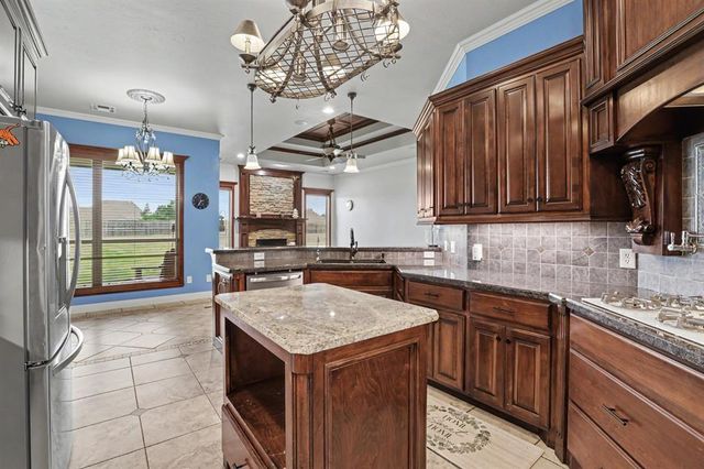 15215 Coral Creek Lane, Oklahoma City, OK 73165