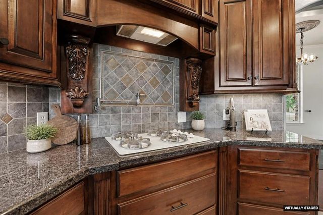 15215 Coral Creek Lane, Oklahoma City, OK 73165