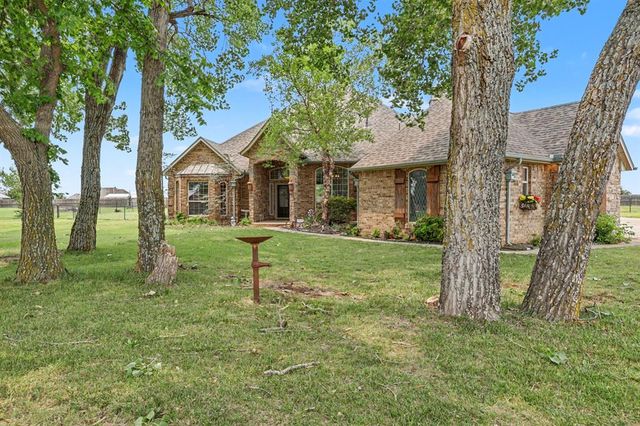 15215 Coral Creek Lane, Oklahoma City, OK 73165