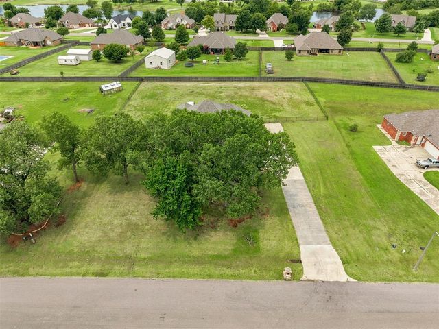 15215 Coral Creek Lane, Oklahoma City, OK 73165
