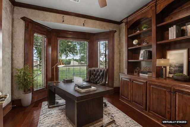 15215 Coral Creek Lane, Oklahoma City, OK 73165