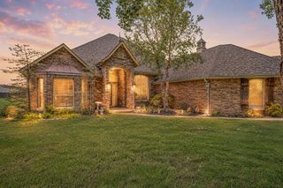 15215 Coral Creek Lane, Oklahoma City, OK 73165