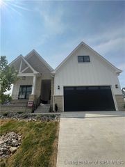 1027 Oskin Drive 225, Georgetown, IN 47122
