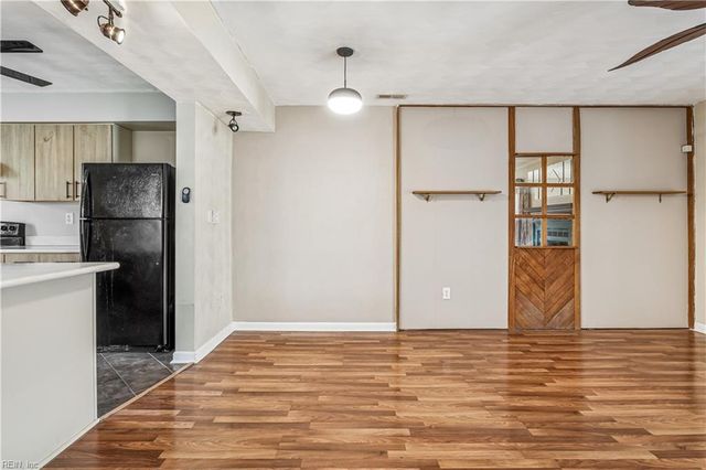 5487 Davis WAY, Virginia Beach, VA 23462