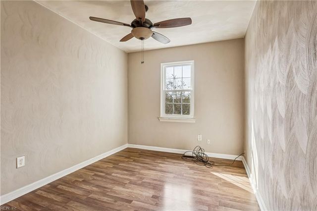 5487 Davis WAY, Virginia Beach, VA 23462