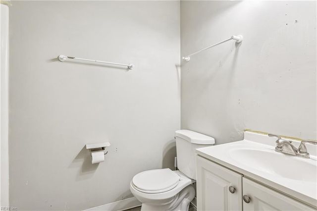 5487 Davis WAY, Virginia Beach, VA 23462