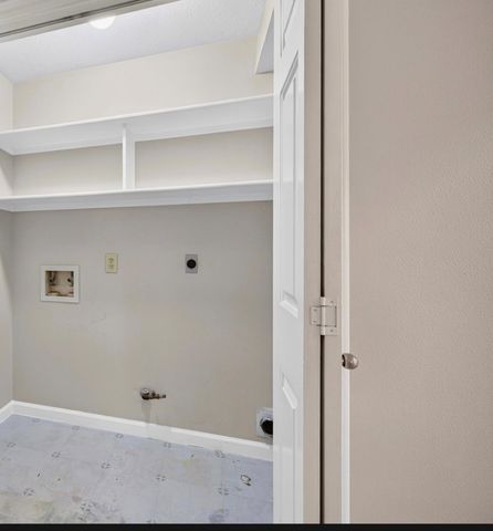4415 Echo Falls Drive, Kingwood, TX 77345