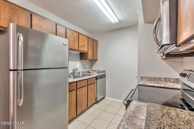 1600 Big Tree Rd Unit B7, Daytona Beach, FL 32119