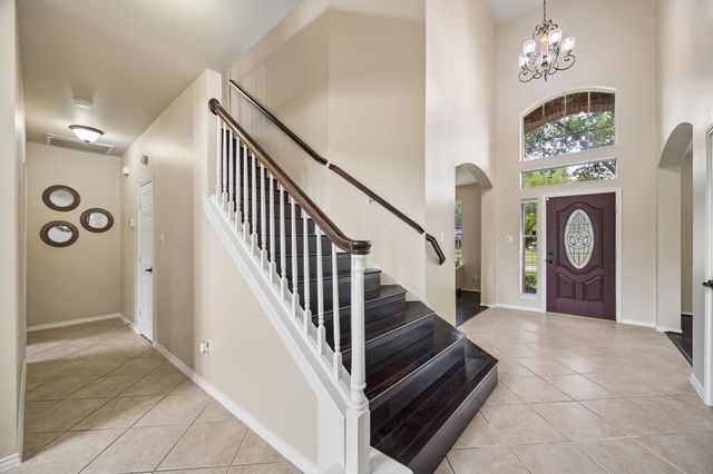 5002 Hearth Hollow Lane, Sugar Land, TX 77479