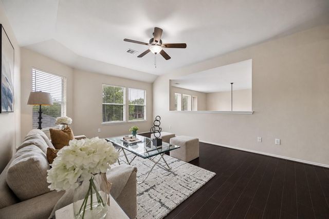 5002 Hearth Hollow Lane, Sugar Land, TX 77479
