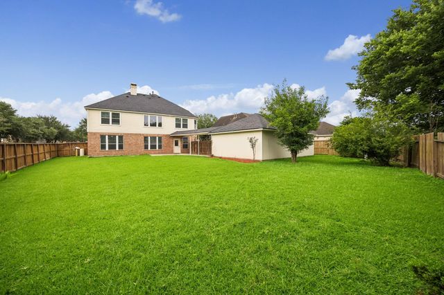 5002 Hearth Hollow Lane, Sugar Land, TX 77479