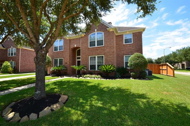 5002 Hearth Hollow Lane, Sugar Land, TX 77479