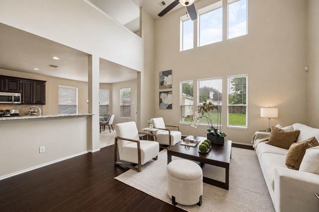 5002 Hearth Hollow Lane, Sugar Land, TX 77479