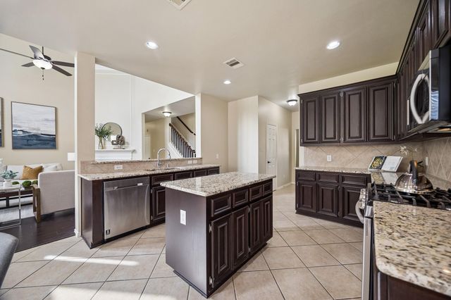 5002 Hearth Hollow Lane, Sugar Land, TX 77479