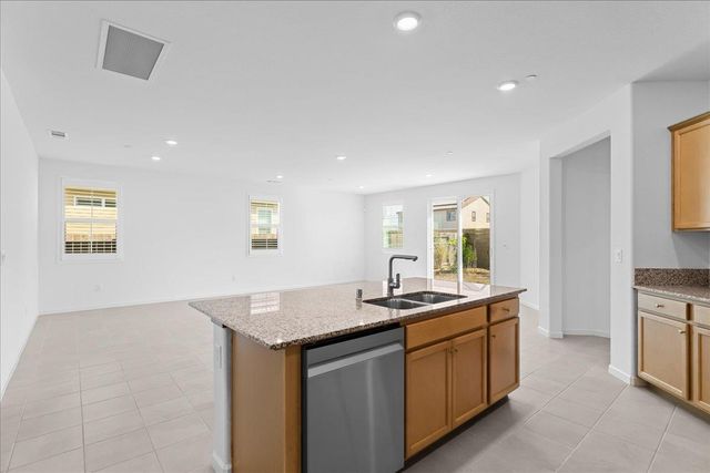 10638 Allman Dr, Stockton, CA 95212