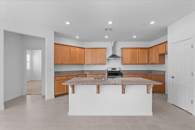 10638 Allman Dr, Stockton, CA 95212