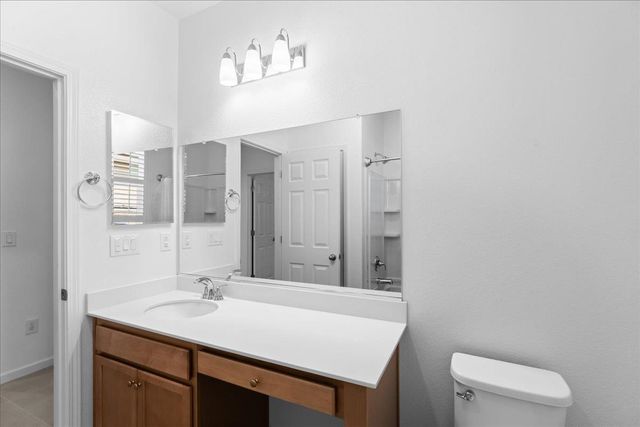 10638 Allman Dr, Stockton, CA 95212