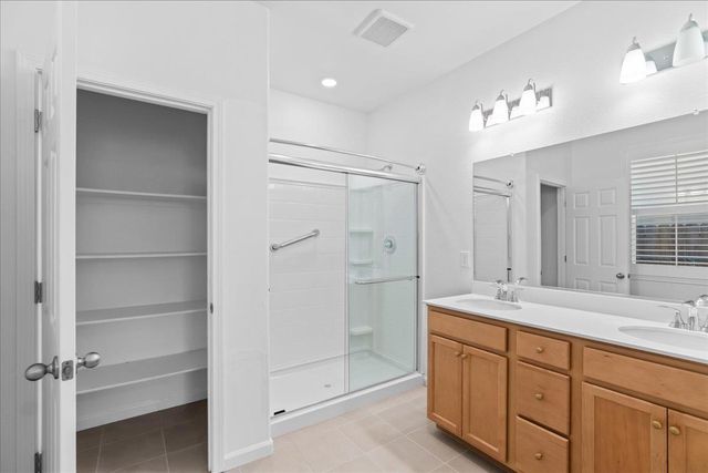 10638 Allman Dr, Stockton, CA 95212