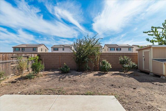10638 Allman Dr, Stockton, CA 95212