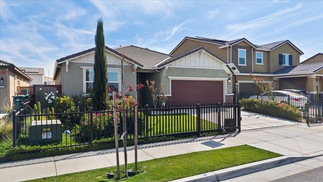 10638 Allman Dr, Stockton, CA 95212