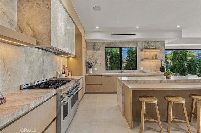 12408 Cumpston, Valley Village, CA 91607