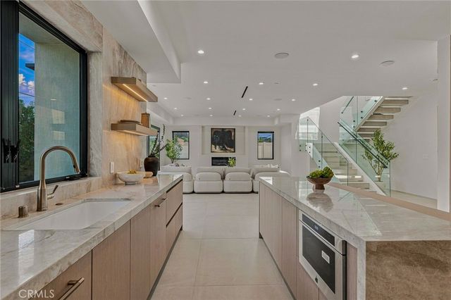 12408 Cumpston, Valley Village, CA 91607