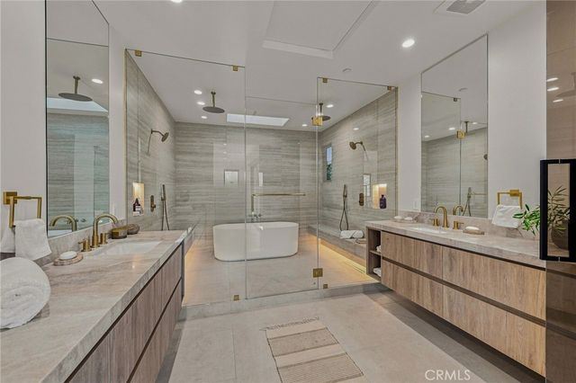 12408 Cumpston, Valley Village, CA 91607