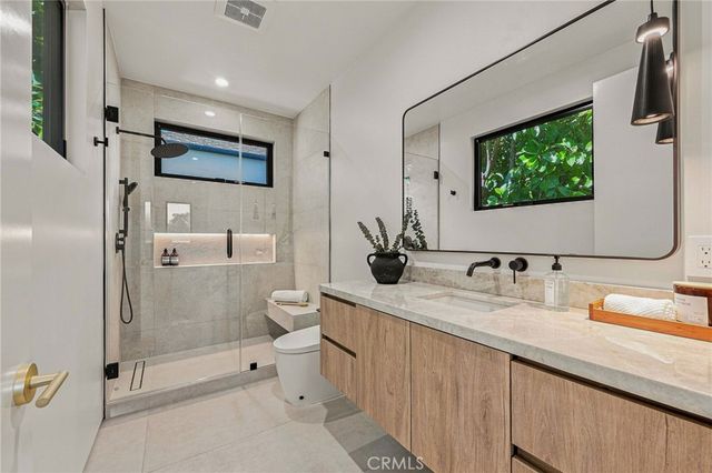 12408 Cumpston, Valley Village, CA 91607