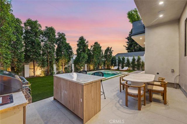 12408 Cumpston, Valley Village, CA 91607