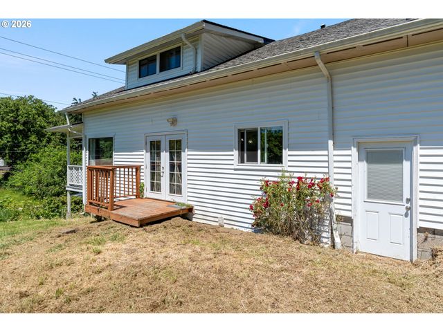 1122 Se 1ST St, Winlock, WA 98596