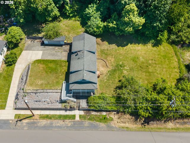 1122 Se 1ST St, Winlock, WA 98596