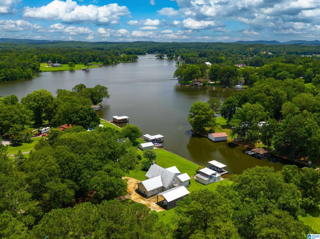 180 COUNTY ROAD 414, Wilsonville, AL 35186