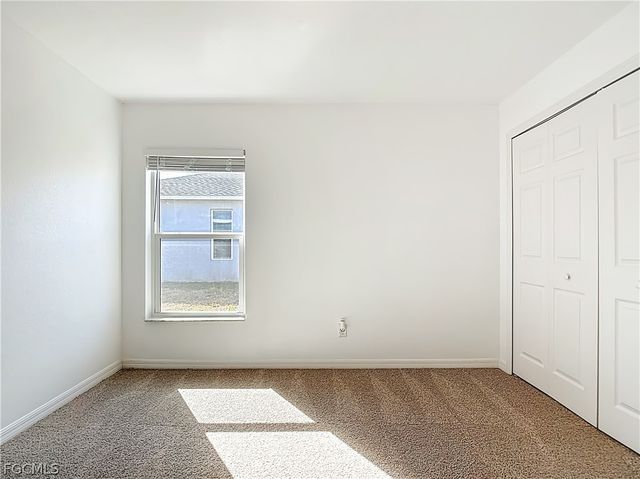 1723 NE 2nd PL, Cape Coral, FL 33909