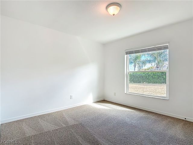 1723 NE 2nd PL, Cape Coral, FL 33909