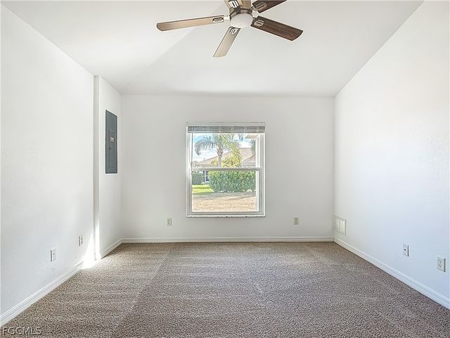 1723 NE 2nd PL, Cape Coral, FL 33909