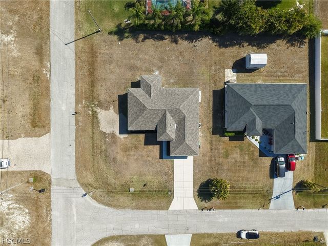 1723 NE 2nd PL, Cape Coral, FL 33909