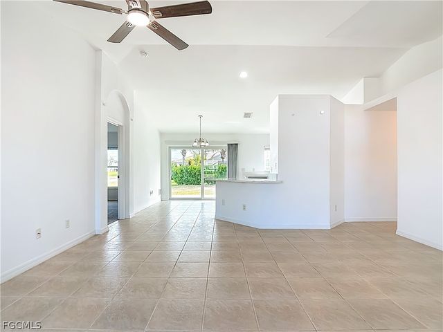 1723 NE 2nd PL, Cape Coral, FL 33909