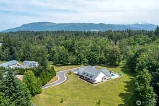 6068 E Hemmi Lane, Bellingham, WA 98226