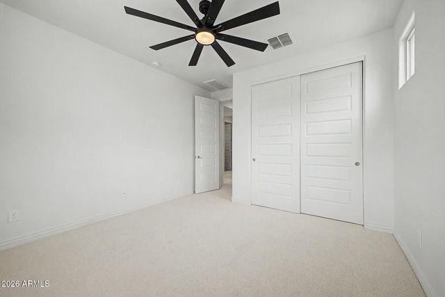 8539 W MIDWAY Avenue, Glendale, AZ 85305