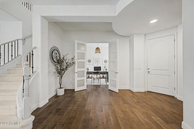 8539 W MIDWAY Avenue, Glendale, AZ 85305
