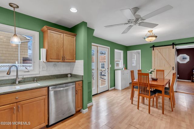 326 Thompson Avenue, North Middletown, NJ 07748