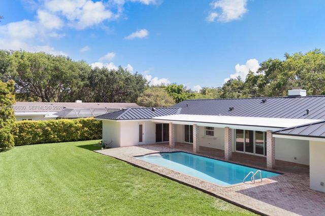 13050 SW 71st Ave, Pinecrest, FL 33156