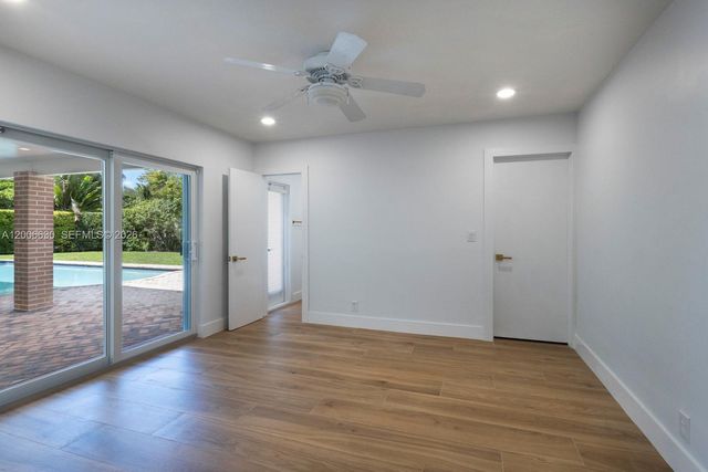13050 SW 71st Ave, Pinecrest, FL 33156