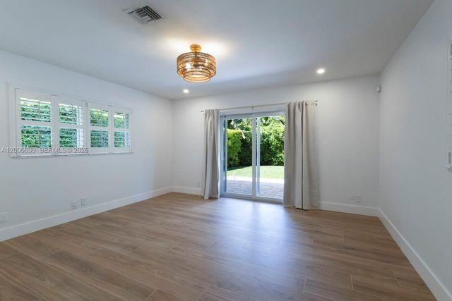 13050 SW 71st Ave, Pinecrest, FL 33156