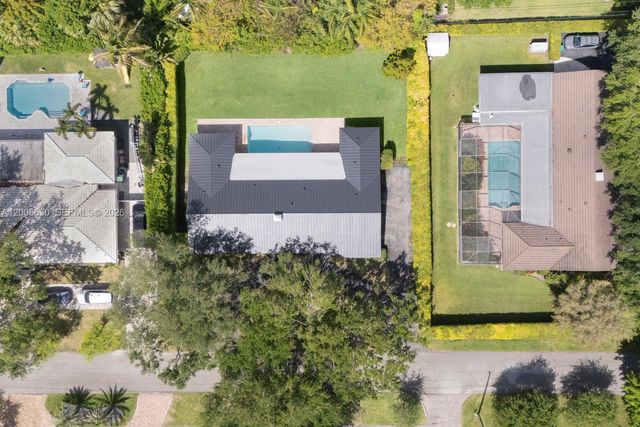 13050 SW 71st Ave, Pinecrest, FL 33156