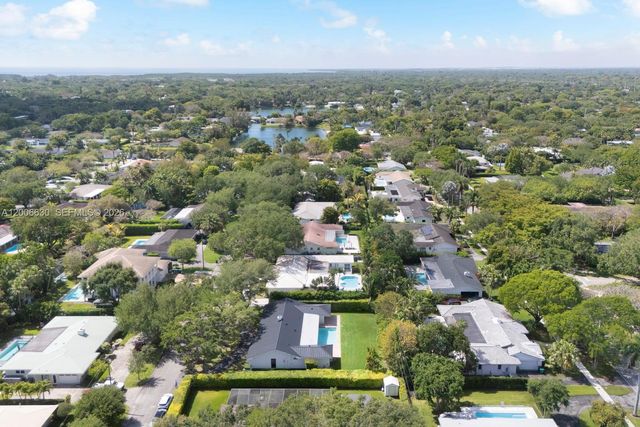 13050 SW 71st Ave, Pinecrest, FL 33156