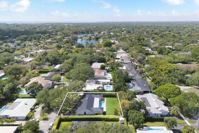 13050 SW 71st Ave, Pinecrest, FL 33156