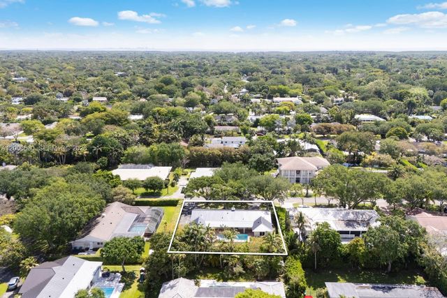 13050 SW 71st Ave, Pinecrest, FL 33156
