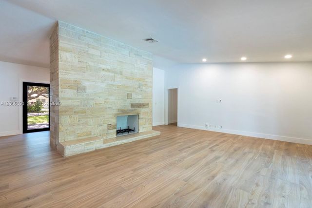 13050 SW 71st Ave, Pinecrest, FL 33156