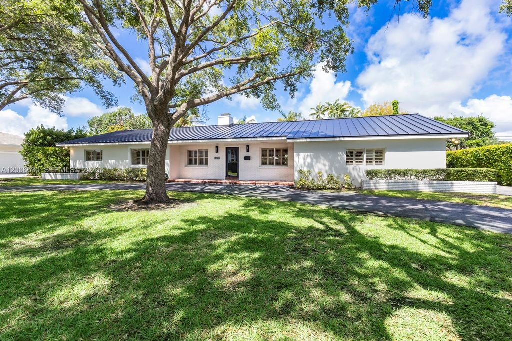 13050 SW 71st Ave, Pinecrest, FL 33156
